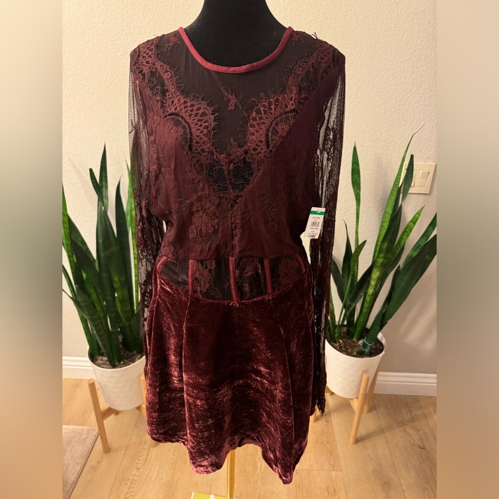 Free People Lace Corset Mini Dress Velvet Burgundy Medium Boho Gothic Festival - Picture 7 of 11